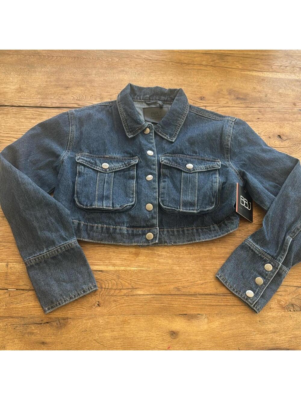 BBJ LOS ANGELES Cropped Denim Jacke size medium NWT